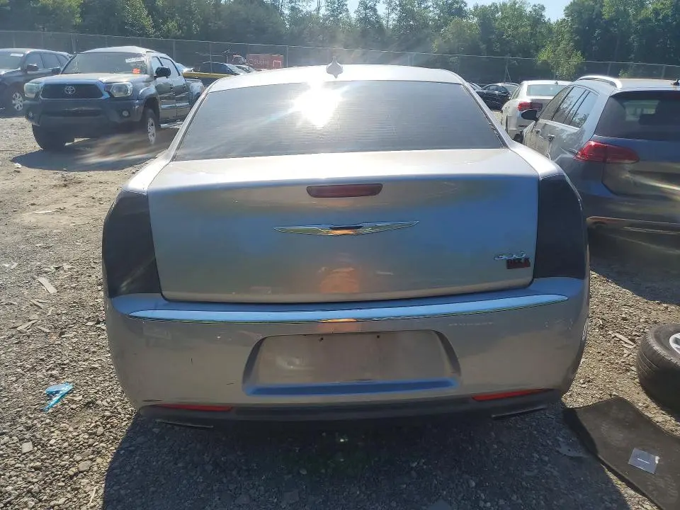 2016 CHRYSLER 300 LIMITED  