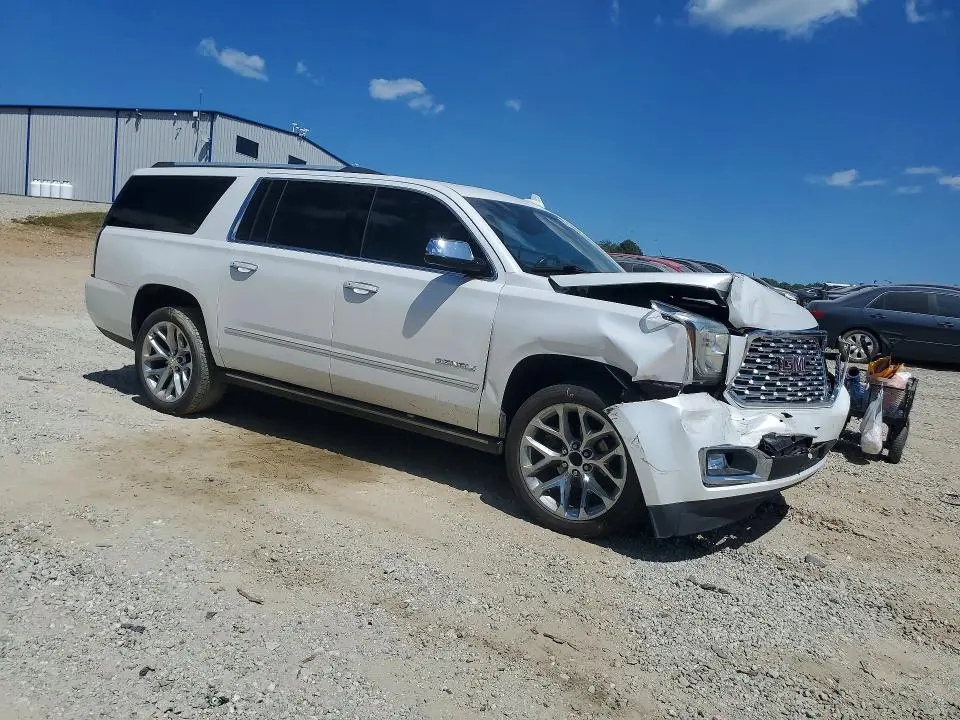 2018 GMC YUKON XL DENALI  