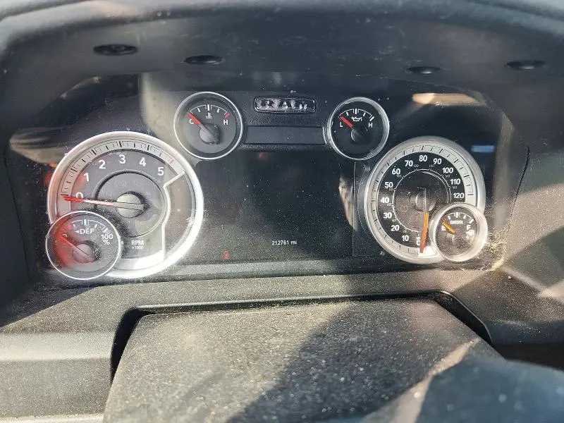2015 RAM 1500 SLT  