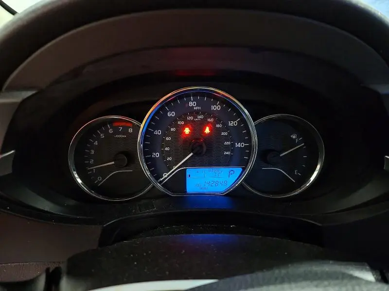 2016 TOYOTA COROLLA LE PLUS  