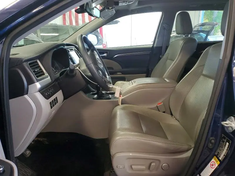 2016 TOYOTA HIGHLANDER LIMITED PLATINUM  