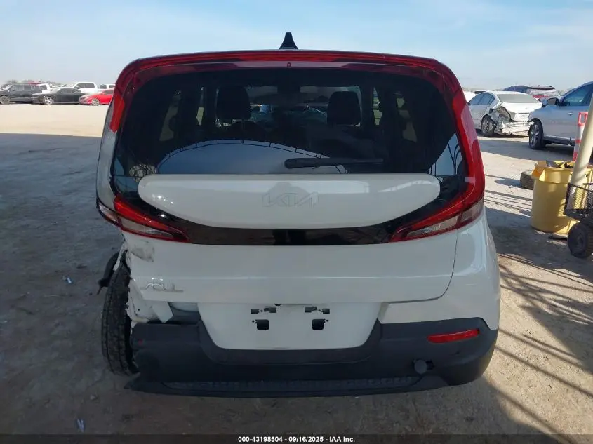 2022 KIA SOUL LX