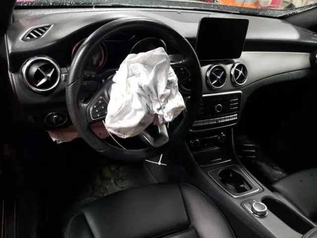 2019 MERCEDES-BENZ GLA 250 4MATIC  