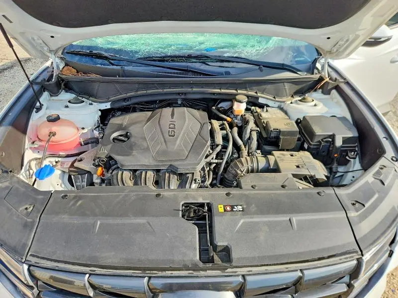 2022 HYUNDAI TUCSON SE  