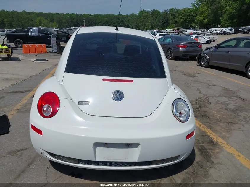 2010 VOLKSWAGEN NEW BEETLE 2.5L