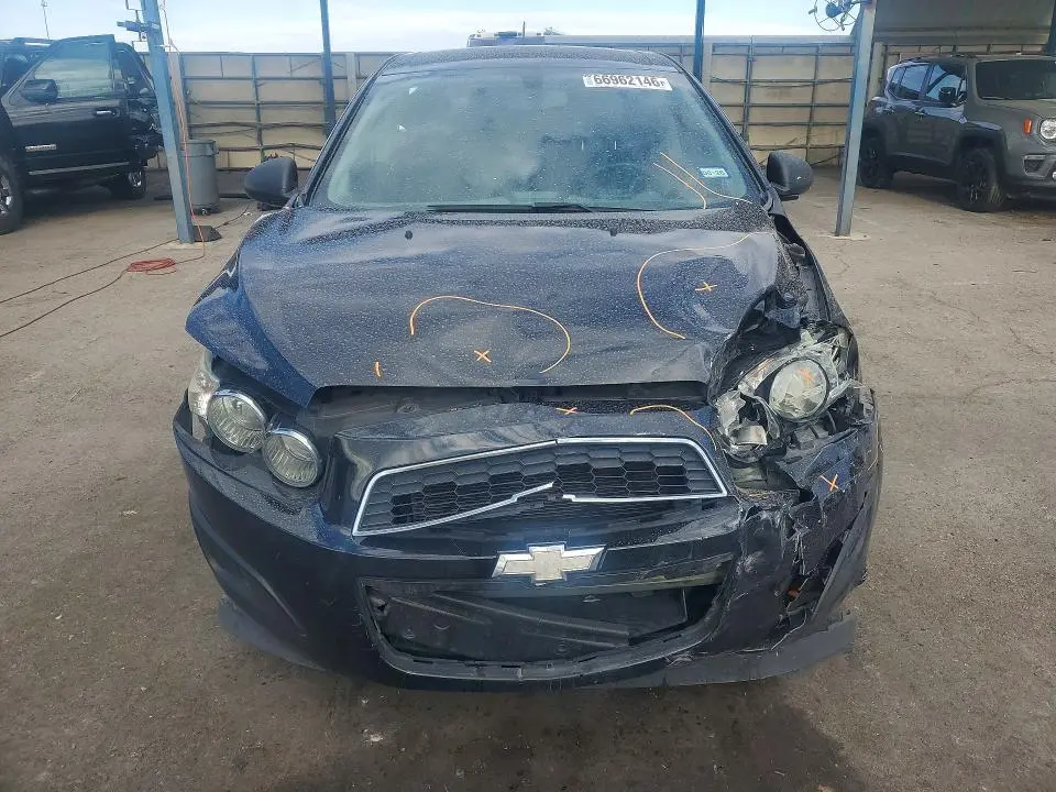 2015 CHEVROLET SONIC LT  