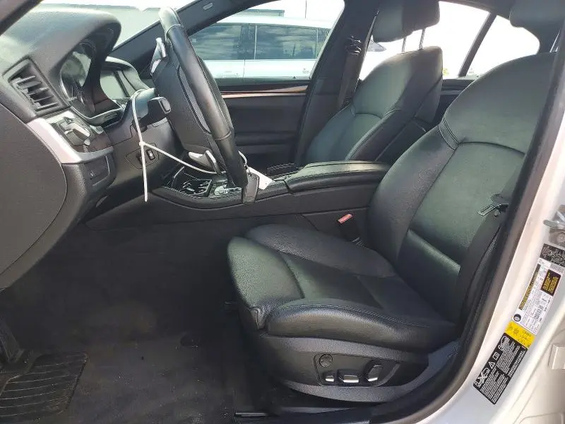 2012 BMW 550 XI  