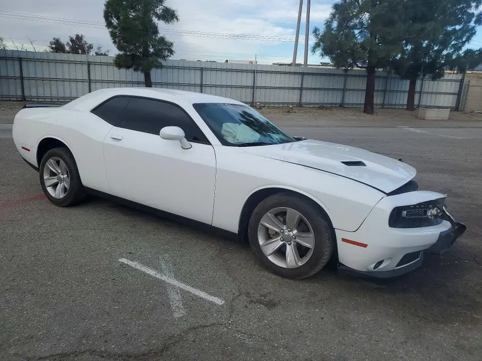 2023 DODGE CHALLENGER SXT  