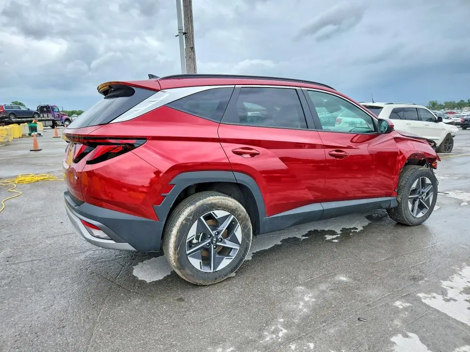 2025 HYUNDAI TUCSON SEL  