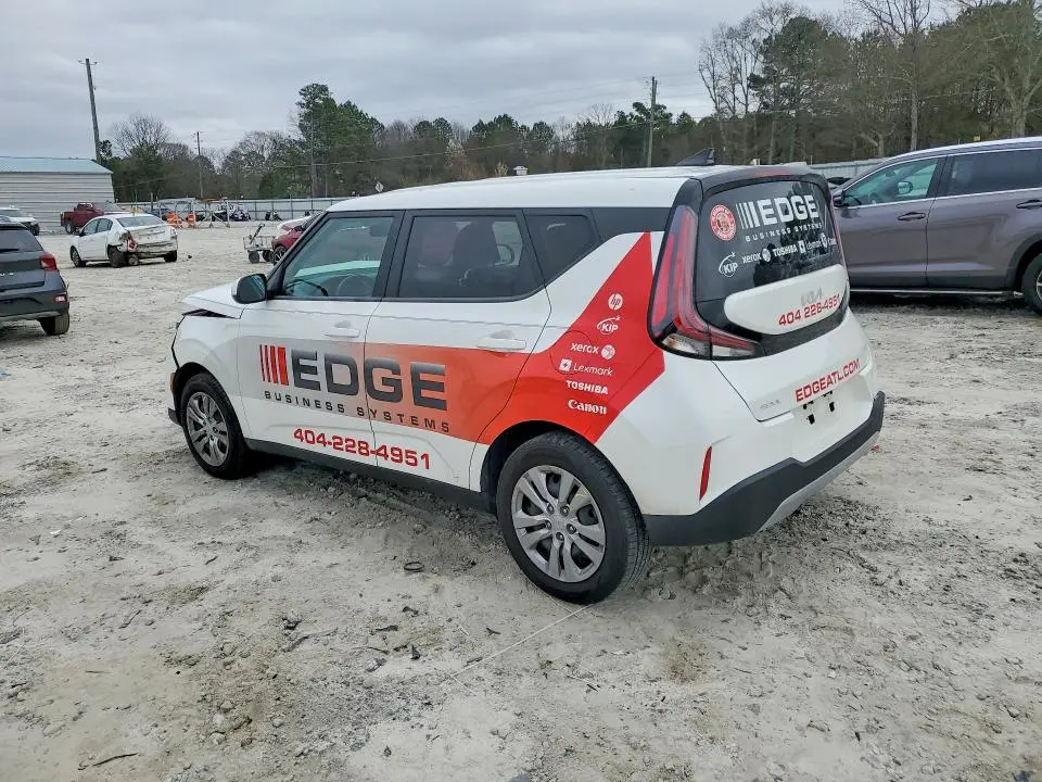 2023 KIA SOUL LX  