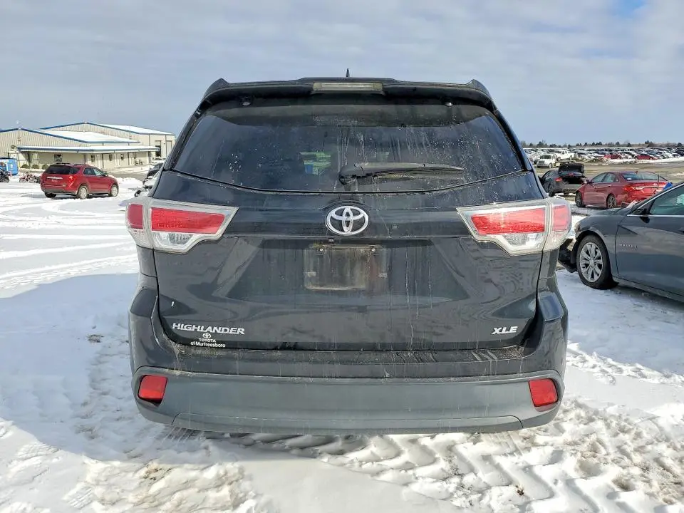 2015 TOYOTA HIGHLANDER XLE  