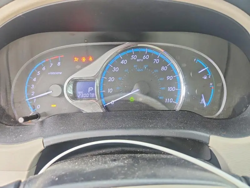 2014 TOYOTA SIENNA LIMITED 7-PASSENGER  