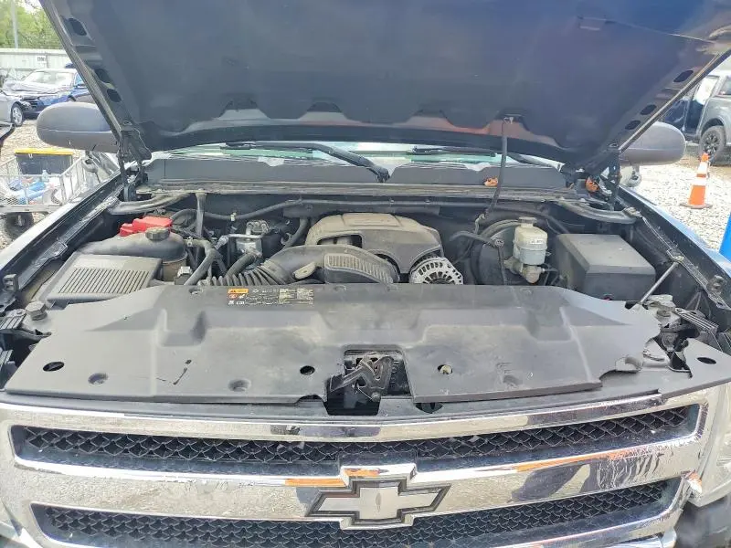 2011 CHEVROLET SILVERADO K1500 LT  