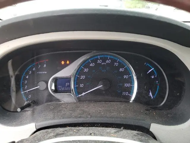 2011 TOYOTA SIENNA XLE  