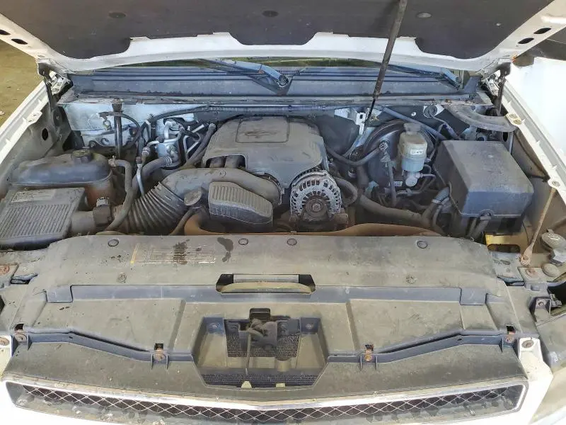 2010 CHEVROLET SUBURBAN C1500 LS  
