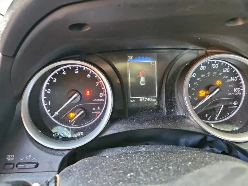 2021 TOYOTA CAMRY LE  