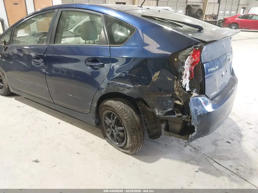 2013 TOYOTA PRIUS TWO