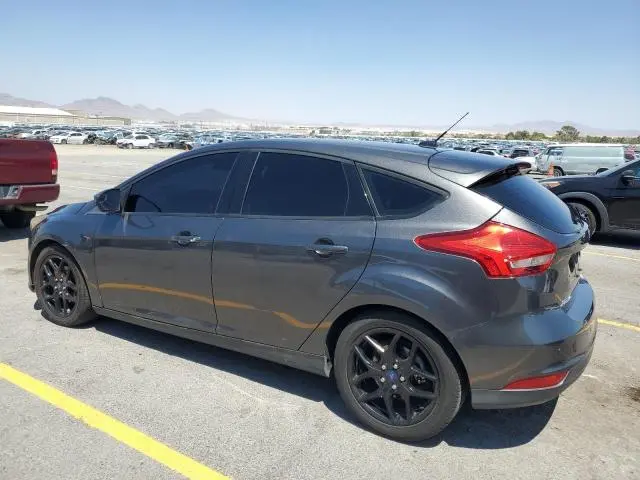 2015 FORD FOCUS SE  