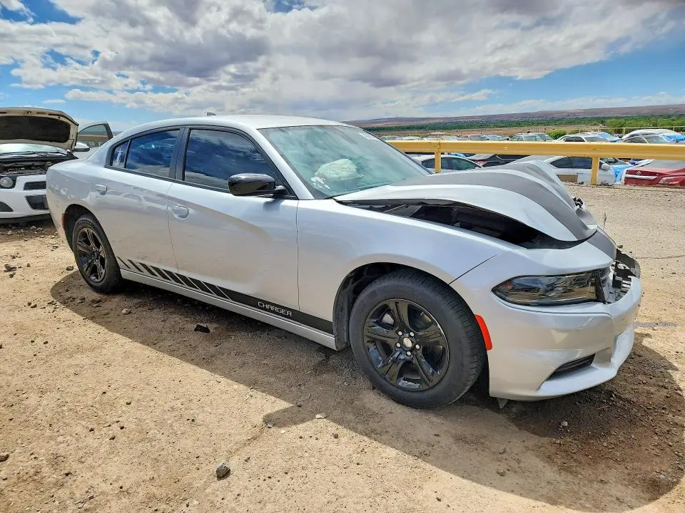 2023 DODGE CHARGER SXT  