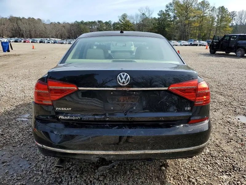 2016 VOLKSWAGEN PASSAT S  