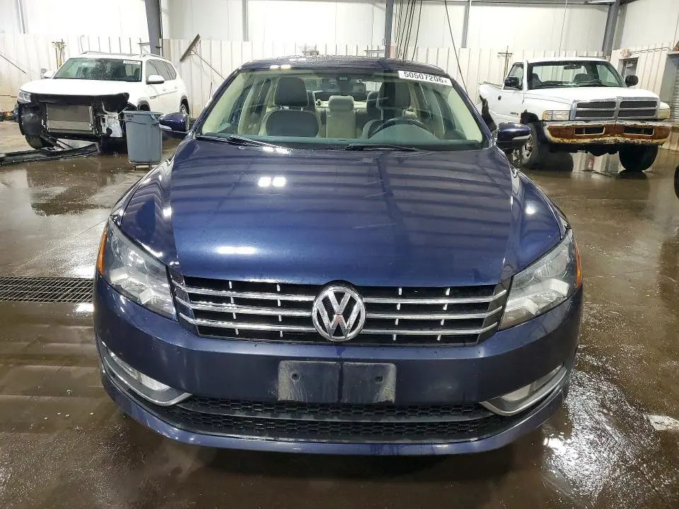 2015 VOLKSWAGEN PASSAT SEL  