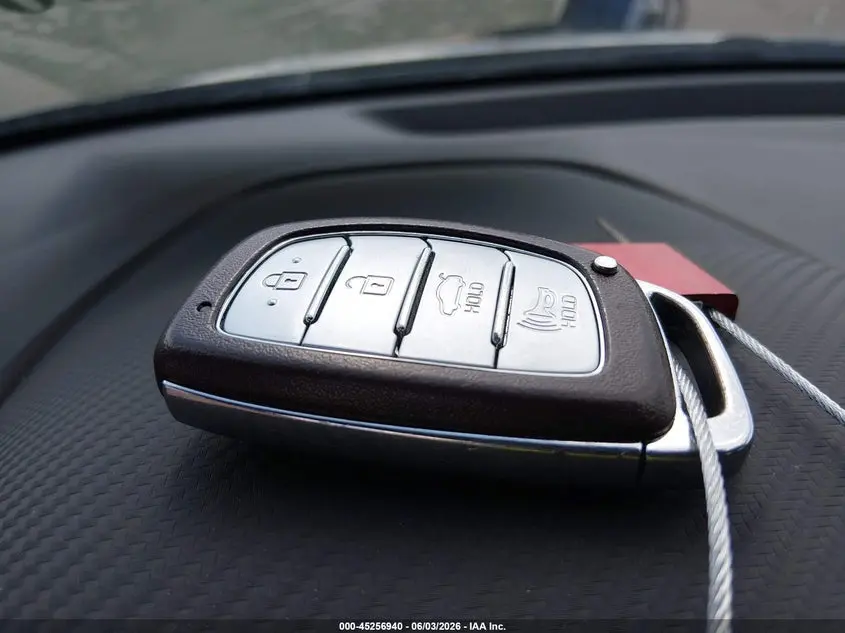 2020 HYUNDAI ELANTRA LIMITED