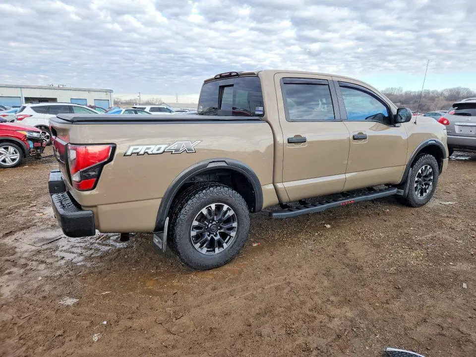 2021 NISSAN TITAN PRO-4X  
