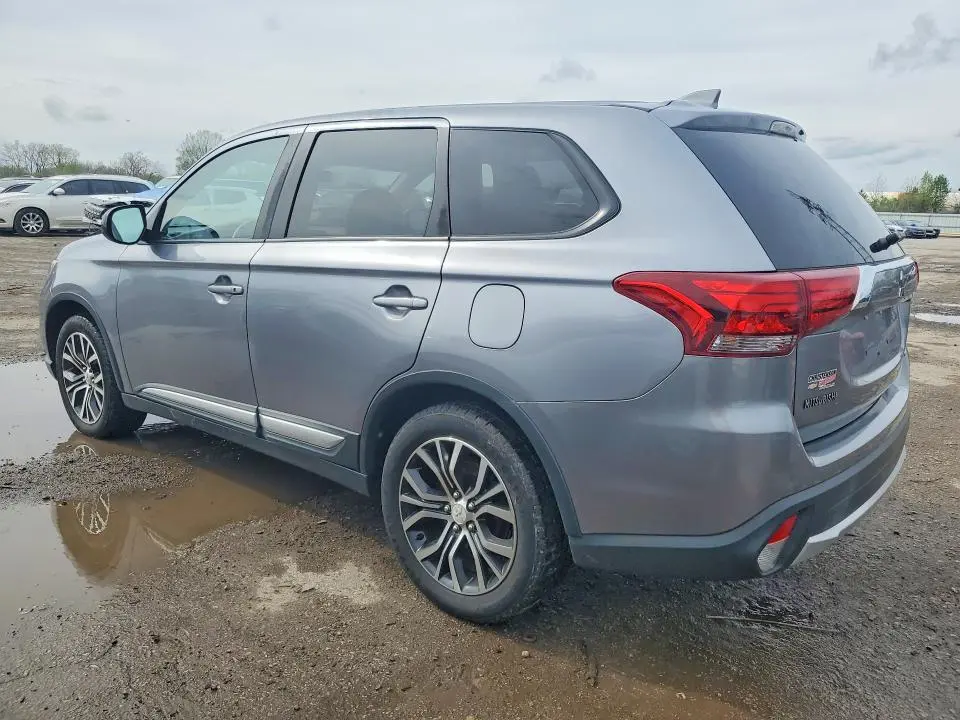 2018 MITSUBISHI OUTLANDER SE  