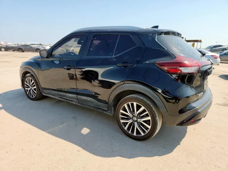 2021 NISSAN KICKS SV  