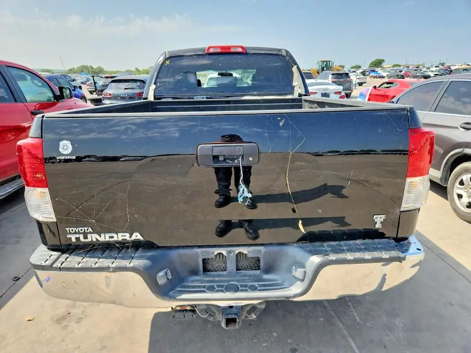 2011 TOYOTA TUNDRA DOUBLE CAB SR5  