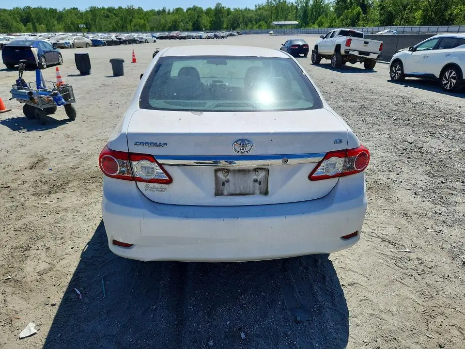 2013 TOYOTA COROLLA LE  