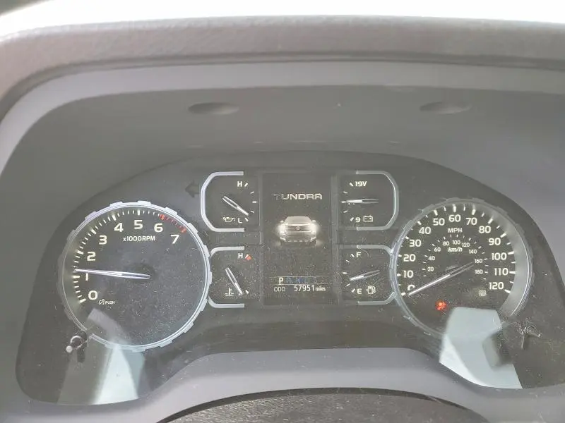 2020 TOYOTA TUNDRA CREWMAX SR5  