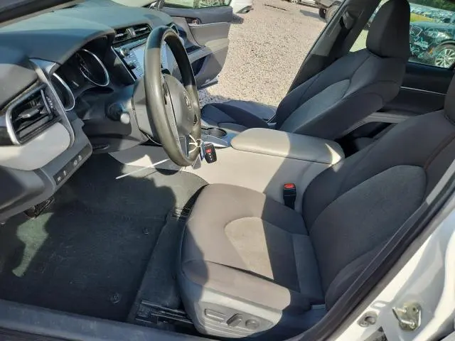 2019 TOYOTA CAMRY LE  
