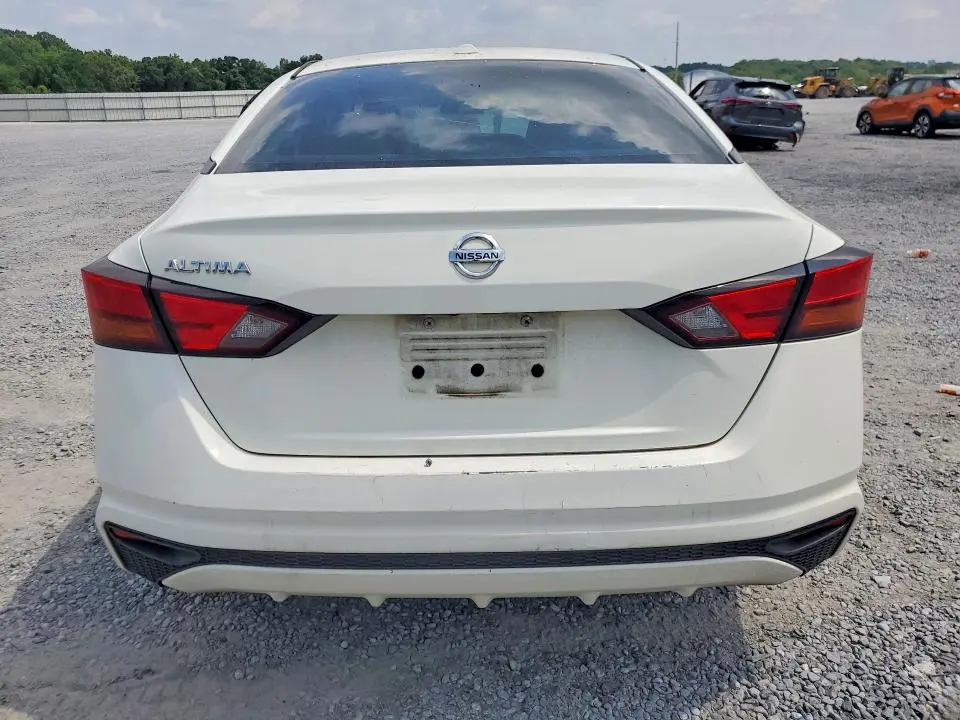 2019 NISSAN ALTIMA S  