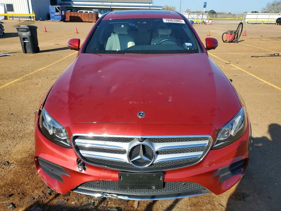 2019 MERCEDES-BENZ E 300  