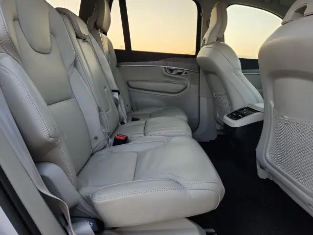 2022 VOLVO XC90 T6 INSCRIPTION  