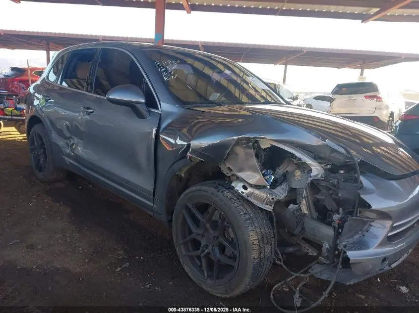 2014 PORSCHE CAYENNE PLATINUM EDITION