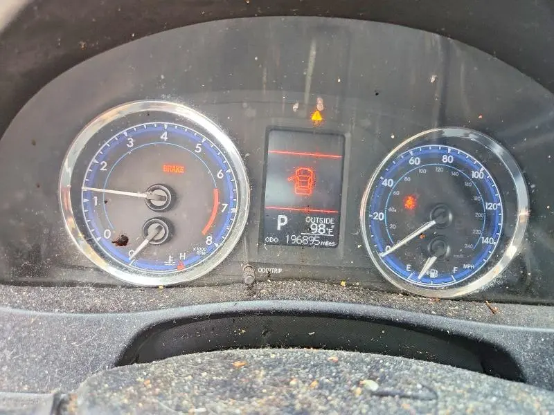 2017 TOYOTA COROLLA LE  