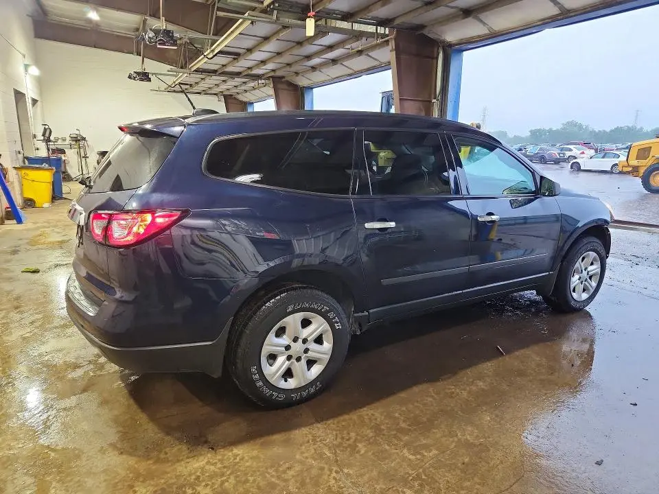 2017 CHEVROLET TRAVERSE LS  