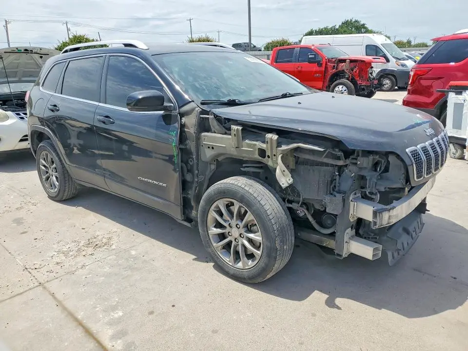 2020 JEEP CHEROKEE LATITUDE PLUS  