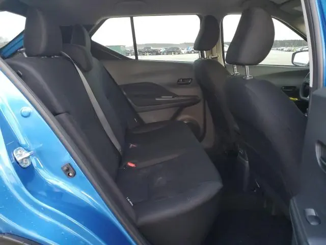 2024 NISSAN KICKS S  