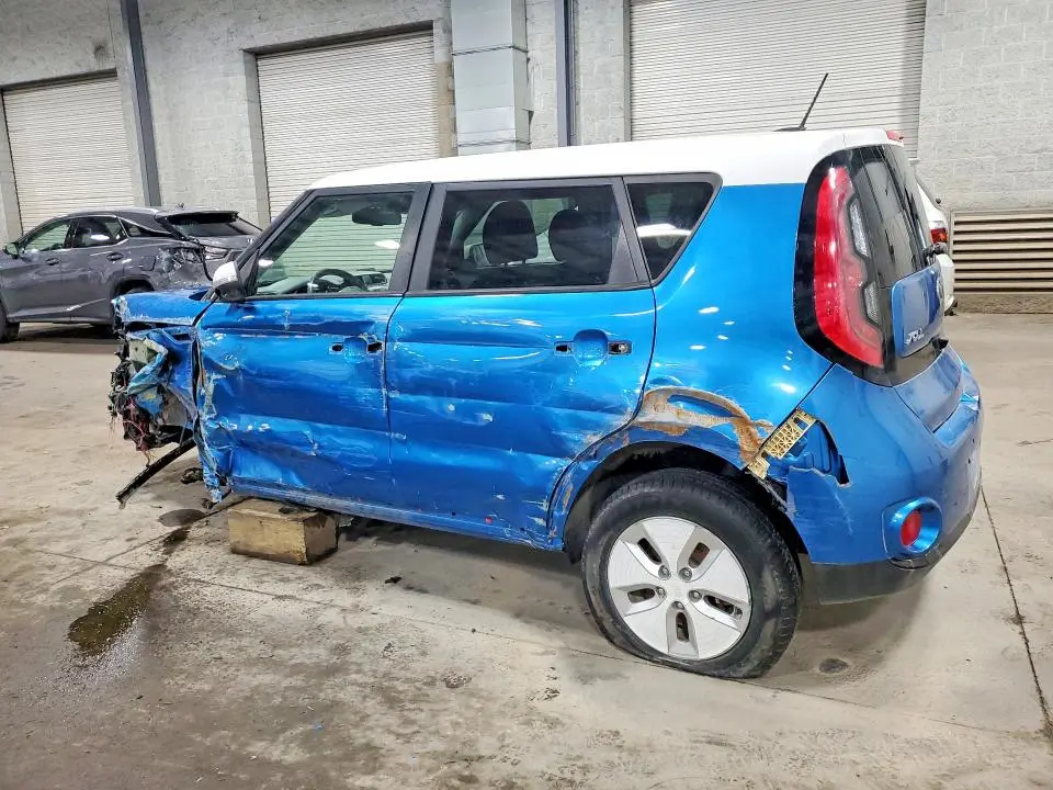 2015 KIA SOUL EV   
