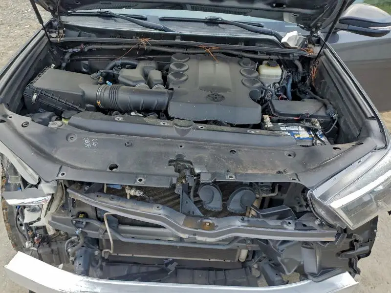 2014 TOYOTA 4RUNNER SR5  