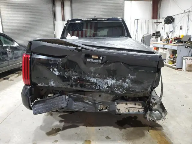 2024 TOYOTA TUNDRA CREWMAX SR  