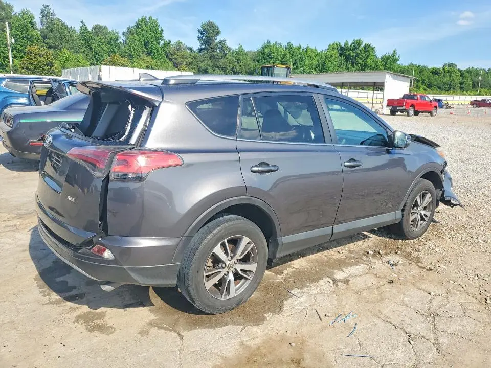 2018 TOYOTA RAV4 XLE  