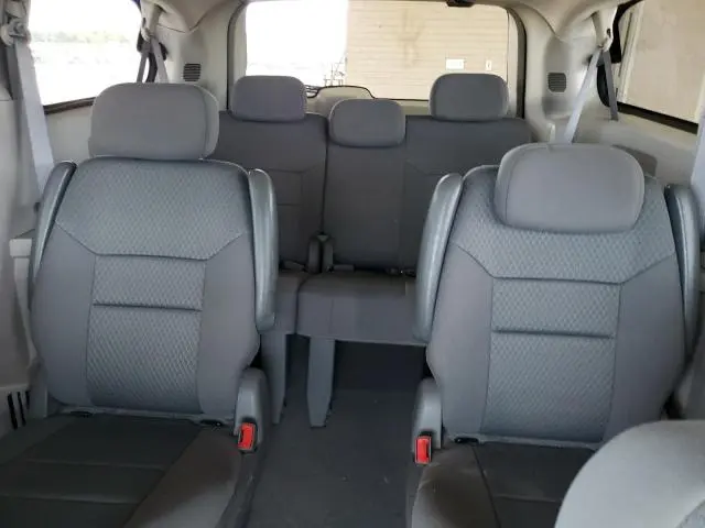 2010 CHRYSLER TOWN & COUNTRY LX  