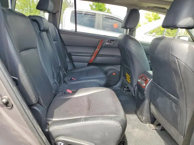 2013 TOYOTA HIGHLANDER HYBRID LIMITED  