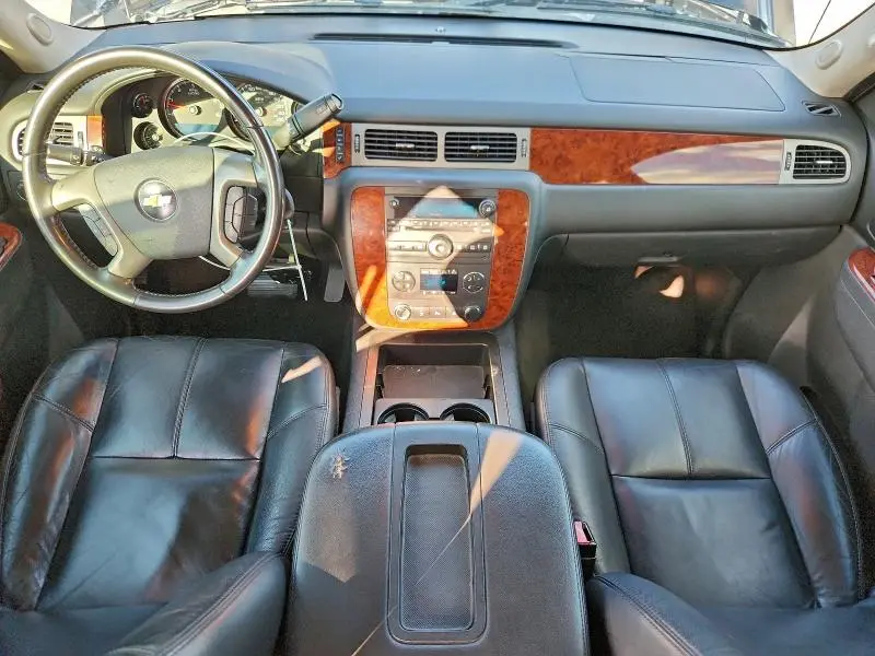 2011 CHEVROLET SILVERADO C1500 LTZ  