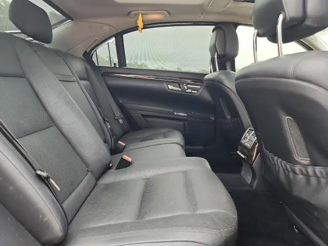 2010 MERCEDES-BENZ S 550  