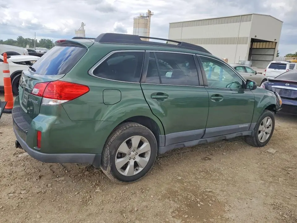 2010 SUBARU OUTBACK 2.5I PREMIUM  